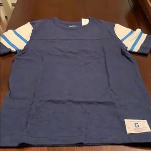 Boys size 10 gap shirt